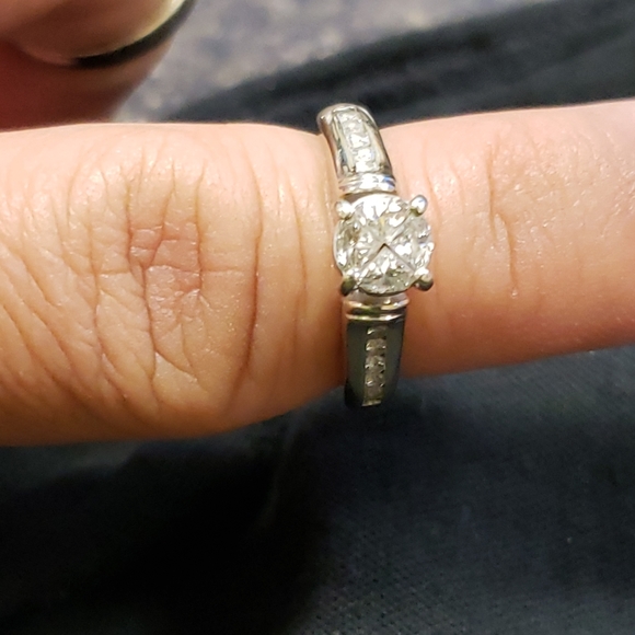 Wedding ring set - Picture 3 of 9